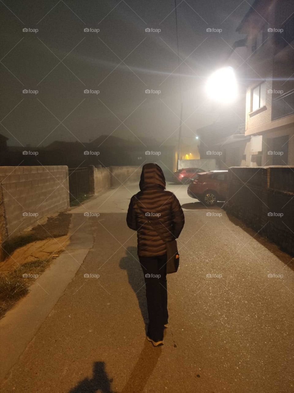 caminando en la noche