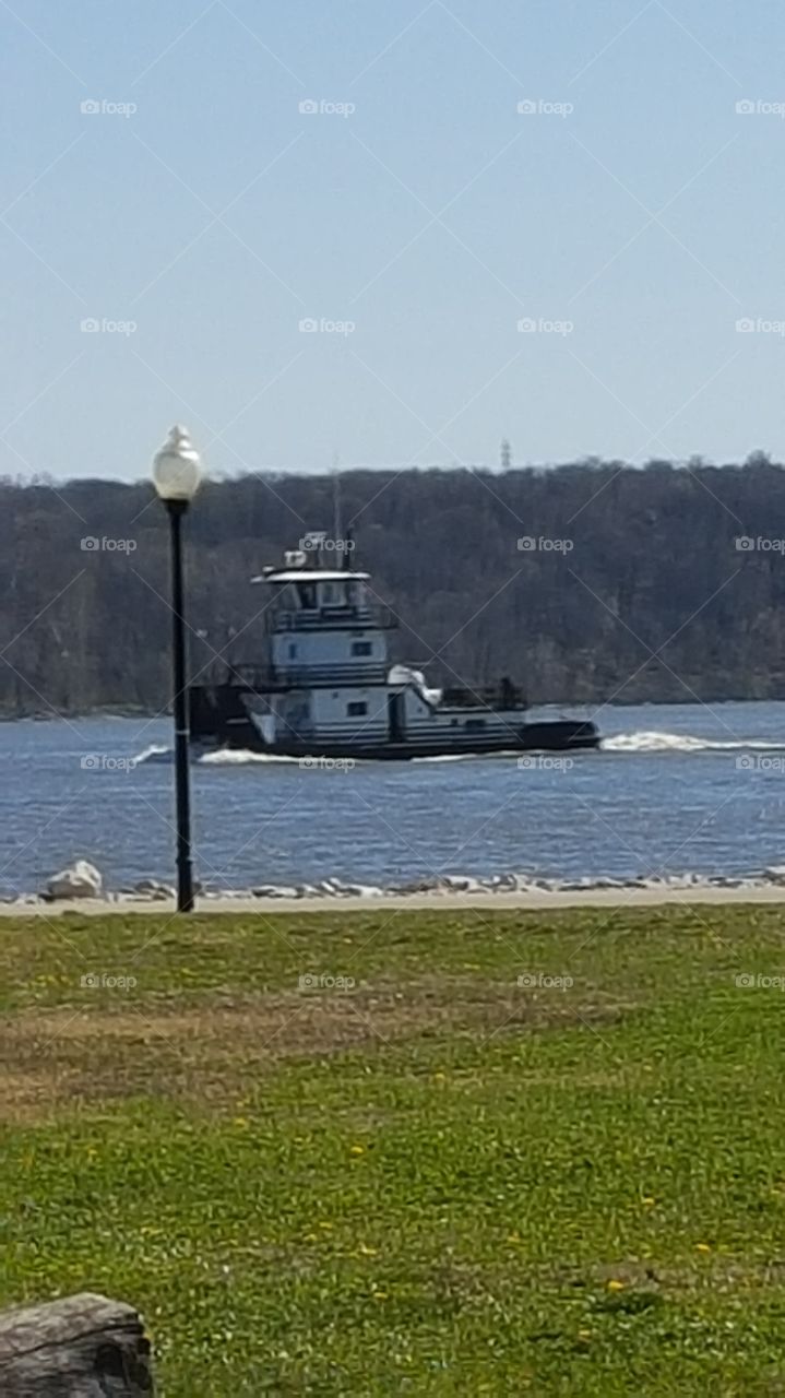 boat on the Mississippi River