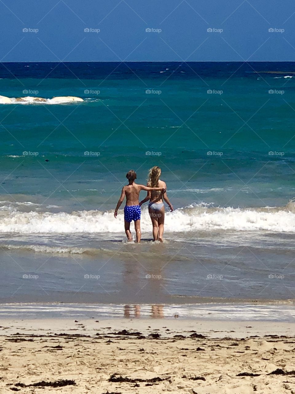 Brother sister love. Vacation mode