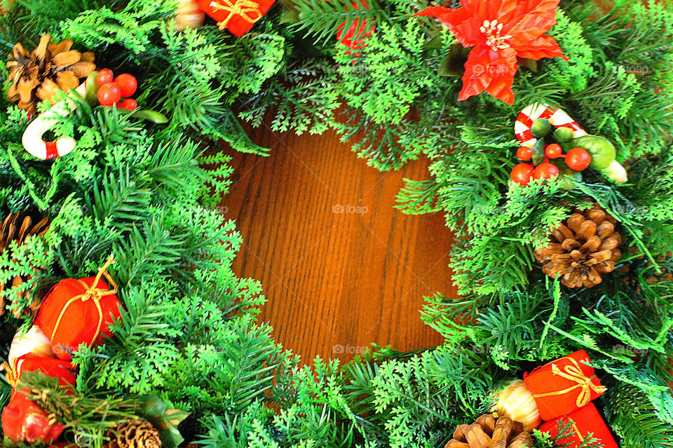 Green withbred accent Christmas wreath, holiday frame, christmas border