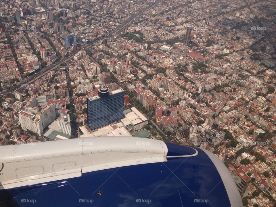 Approach to beautiful Mexico City looking at the WTC