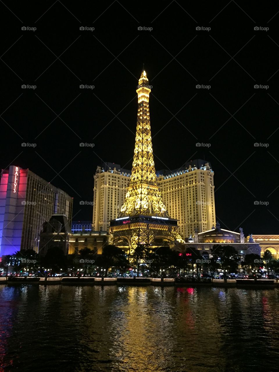 Las Vegas by night 