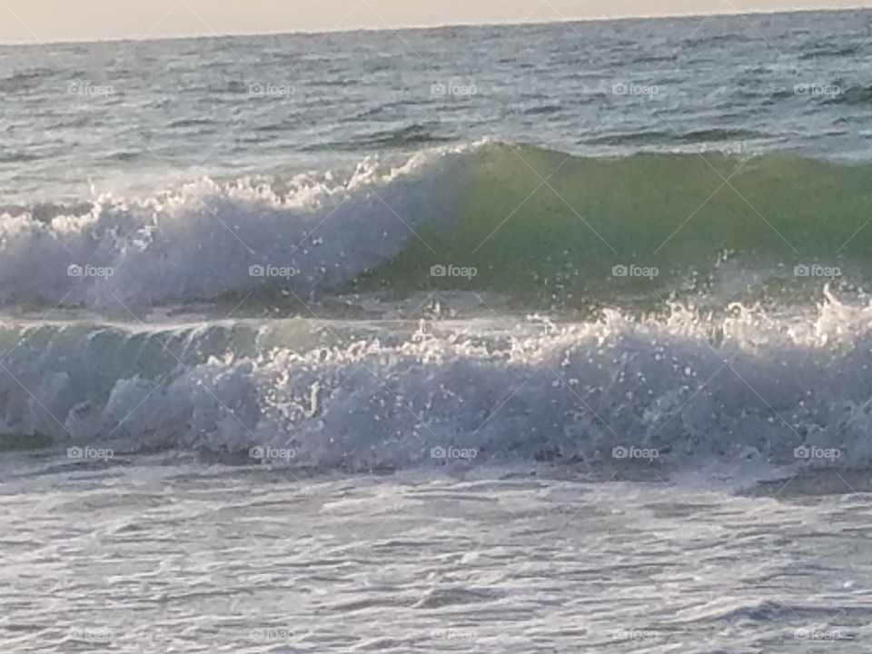 Rolling waves