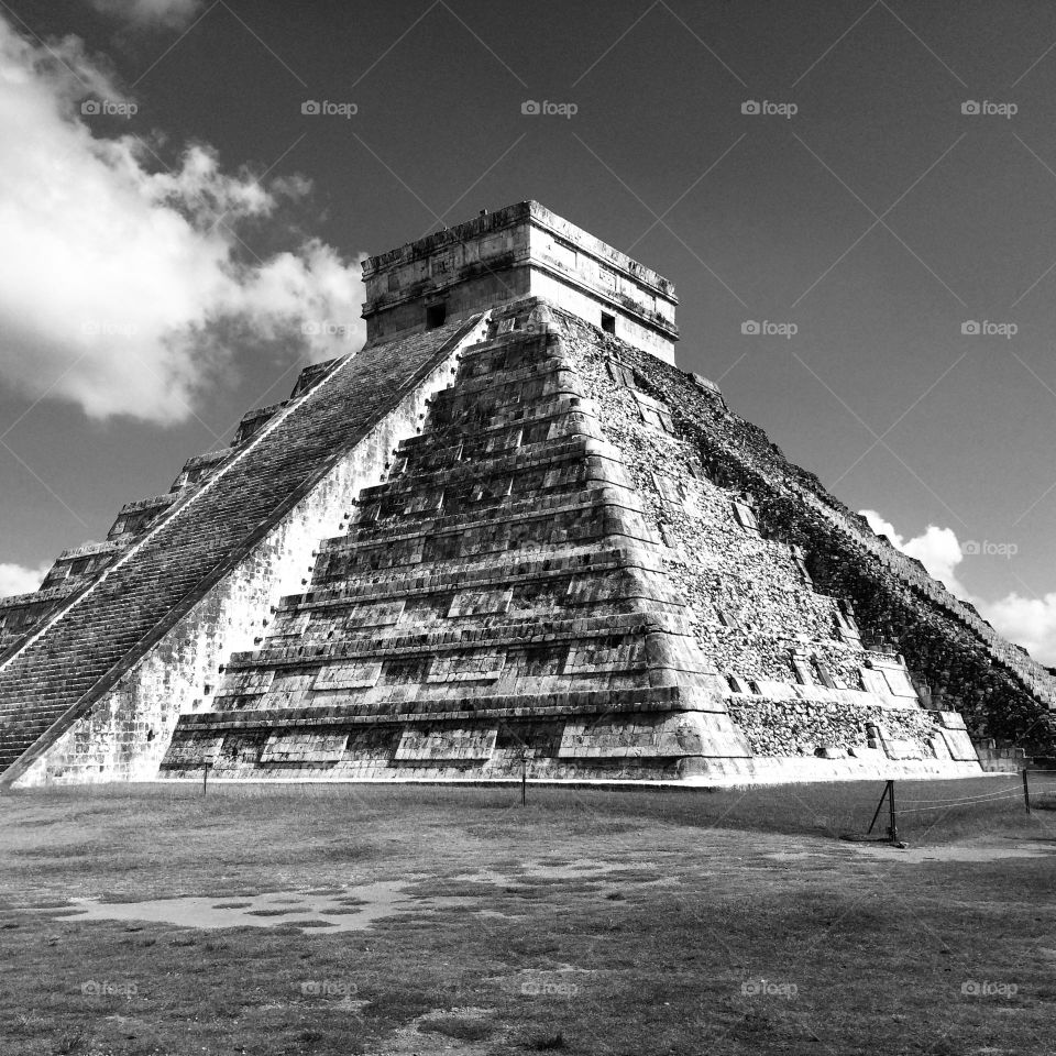 Chichen itza in black and white 