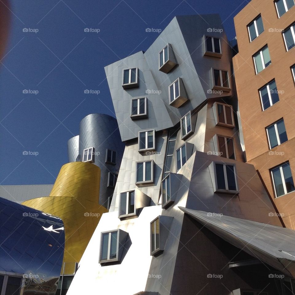 Ray and Maria Stata center