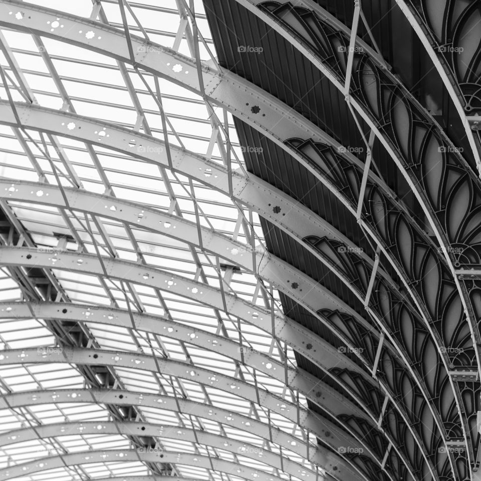 Roof architectural elements Paddington station