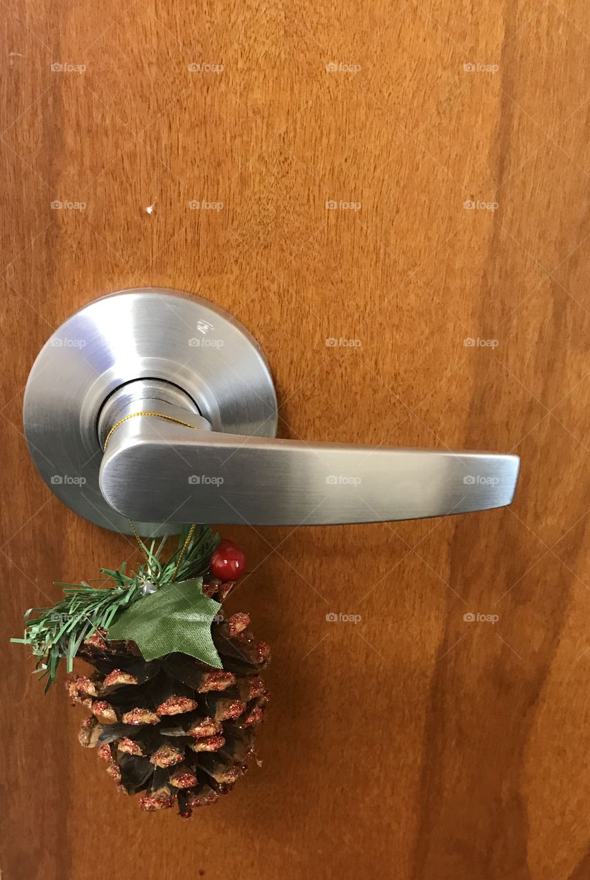 Door knob