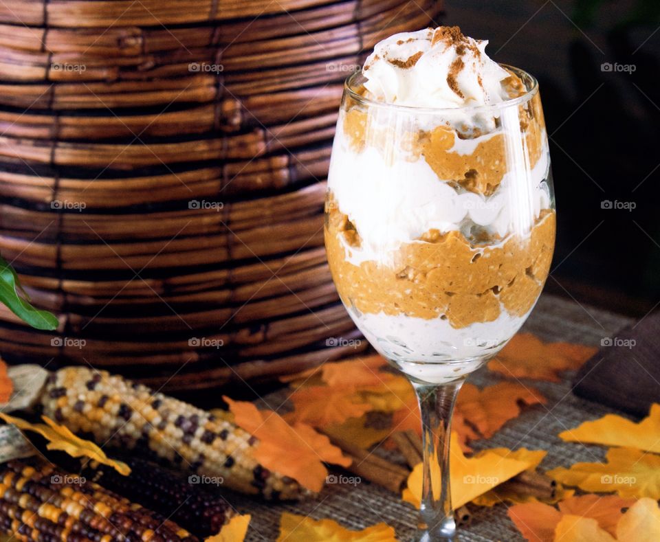 Pumpkin Pie Overnight Oats Breakfast Parfait