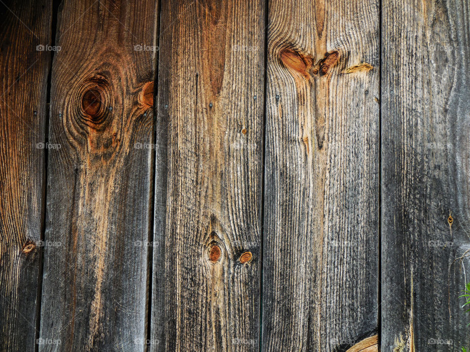 vertical stained plank