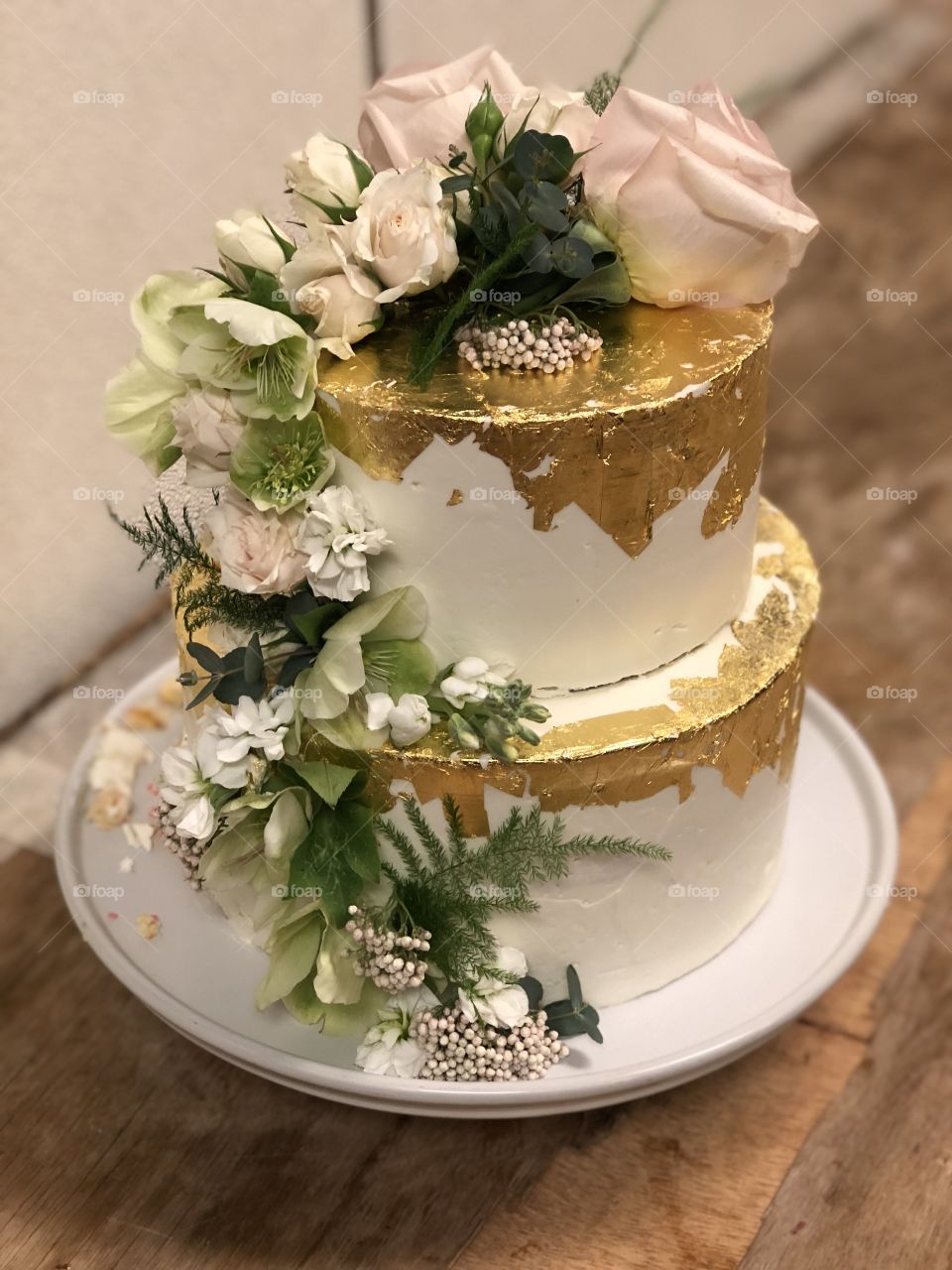 3 layer color beauty wedding cake in Colorado flower design 