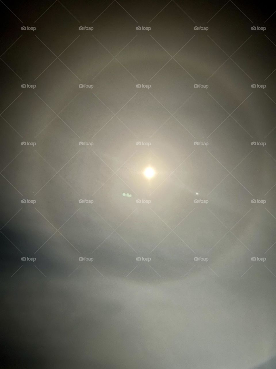 Ring around the moon 🌙