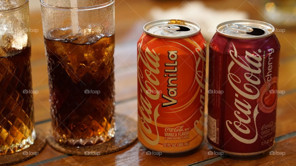 vanilla coke cherry coke cola