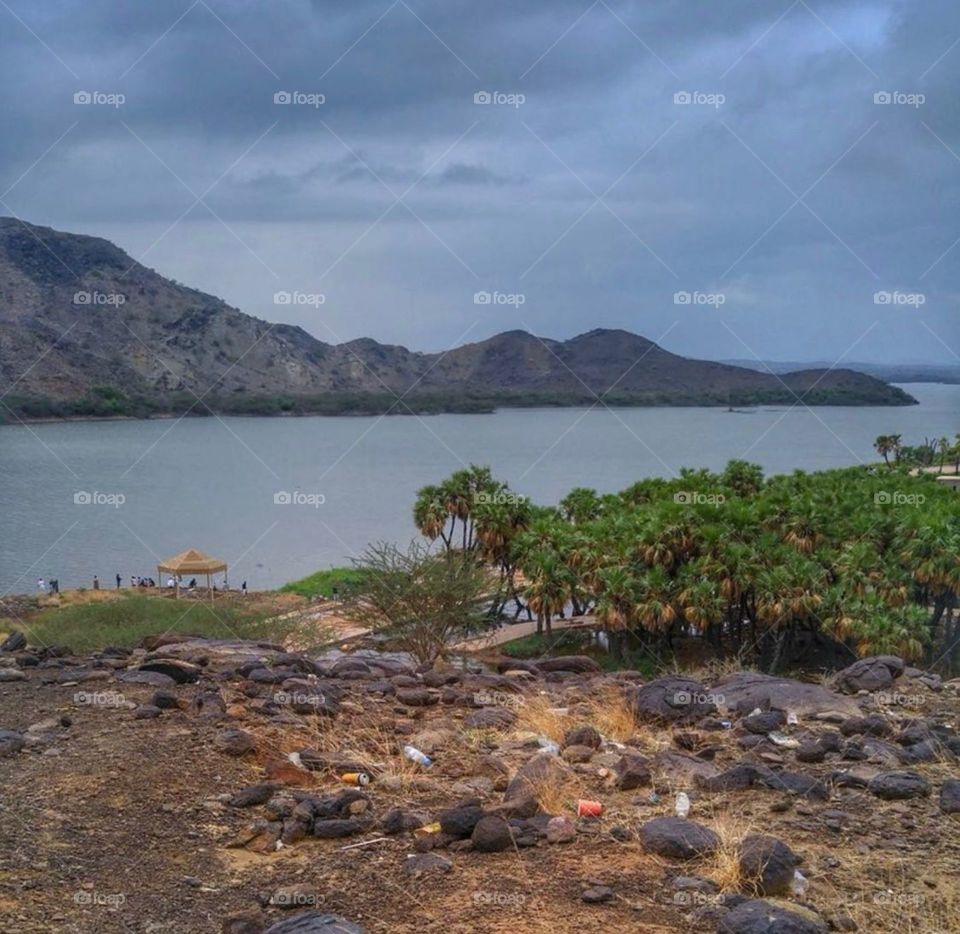 I need your support guys, I'm very, very poor, poor