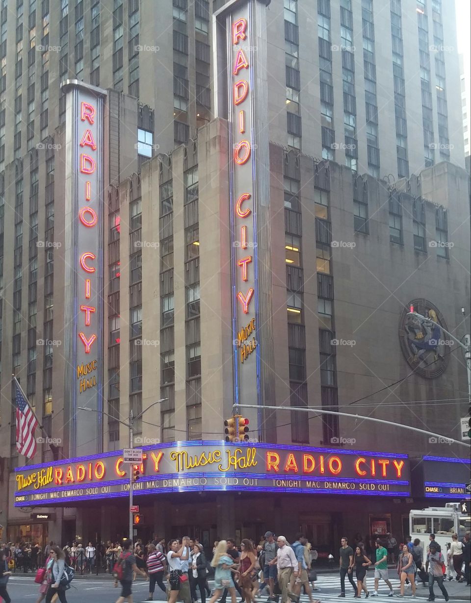 new york radio city music hall