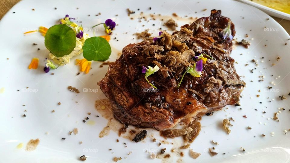 the perfect steak with truffle