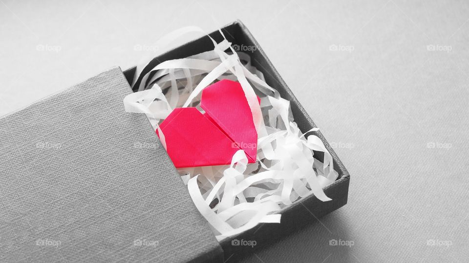 Heart paper in the box