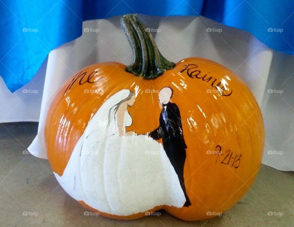 Bride and groom pumpkin 