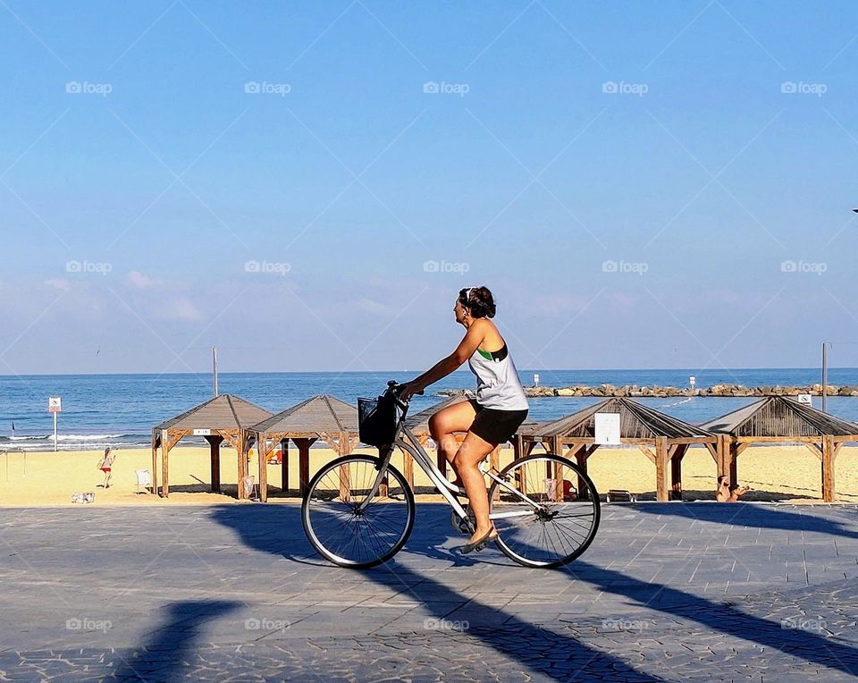 Summer 🌞 🚲Morning 🌞🚲 Seafront 🌞🚲