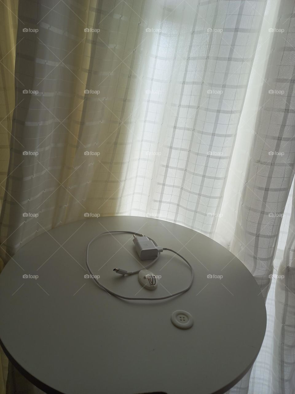 Quando ficamos atrás das cortinas. Situações  que vivenciamos no dia a dia nos despertam diversas emoções, que tem o poder de expressar os melhores  ou piores momentos da vida.