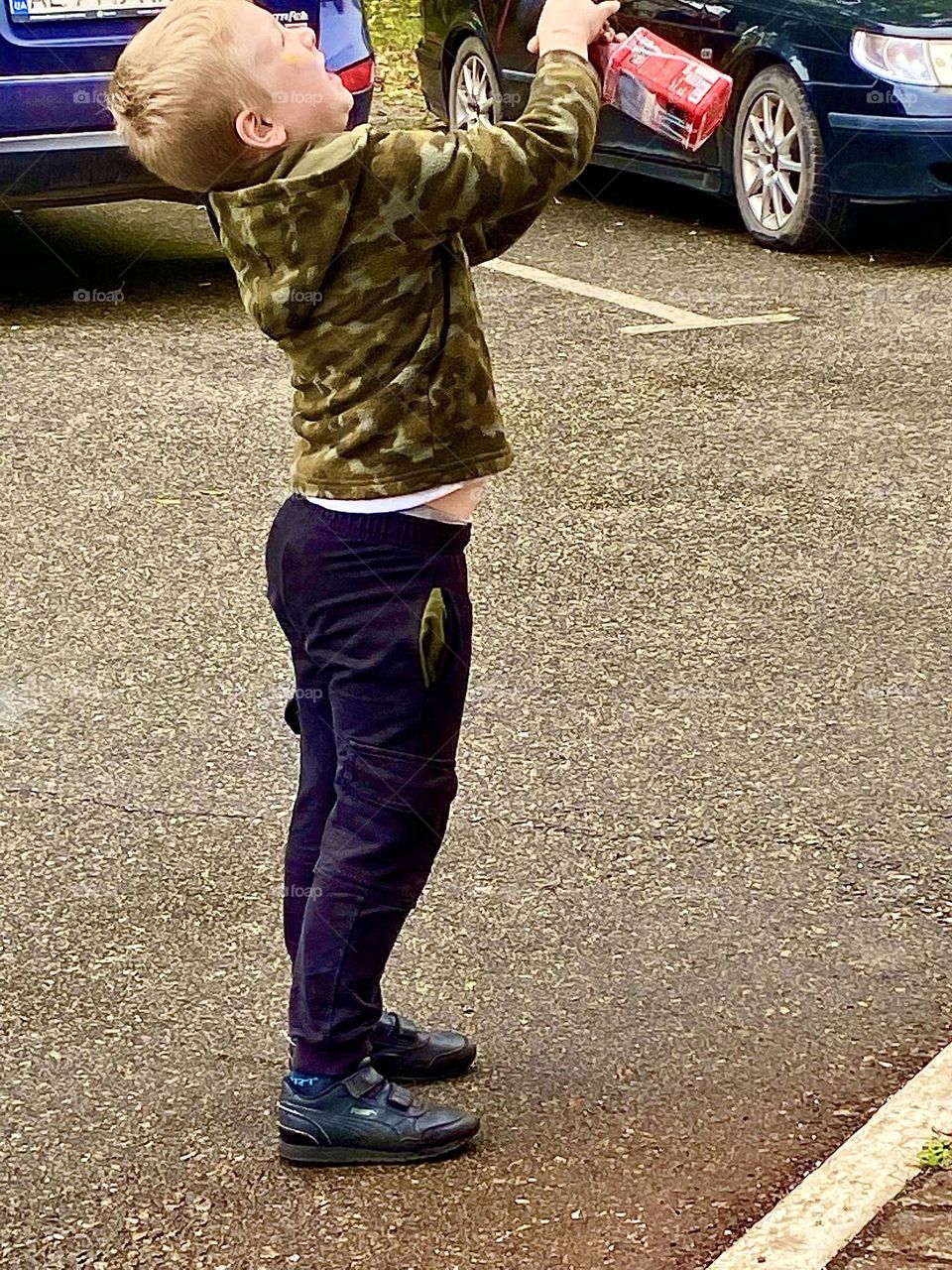 #boy #play #joy.
#blond #smart #