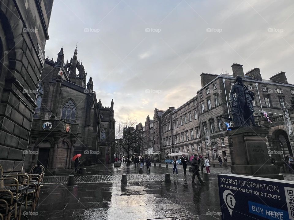 Scotland with gothic architecture 😘