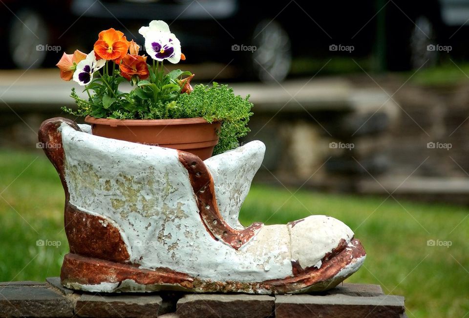 Shoe shaped  garden ornament flower pot #a3332