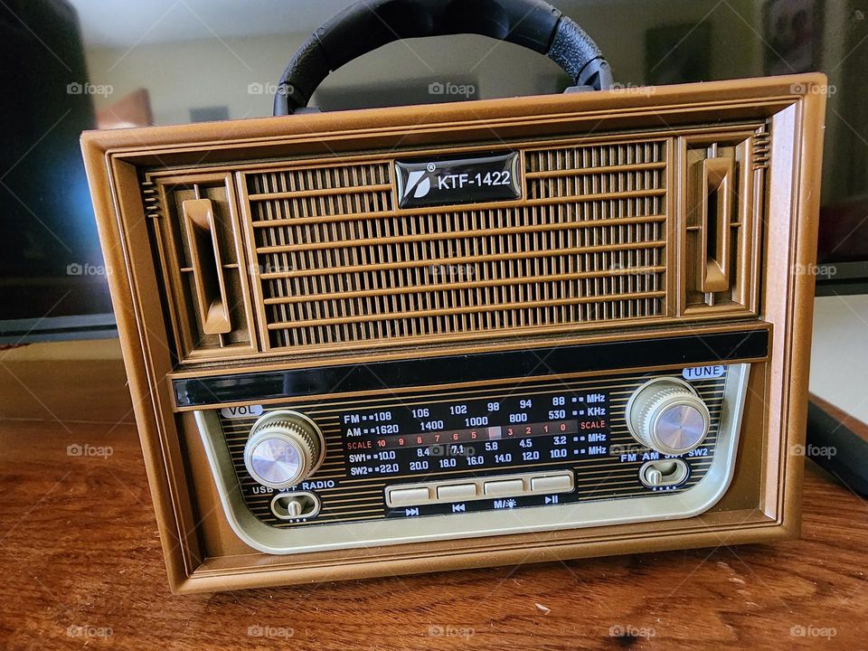 antique radio