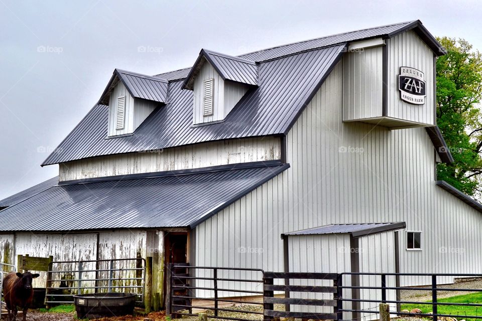 Old Indiana farm and barn. 