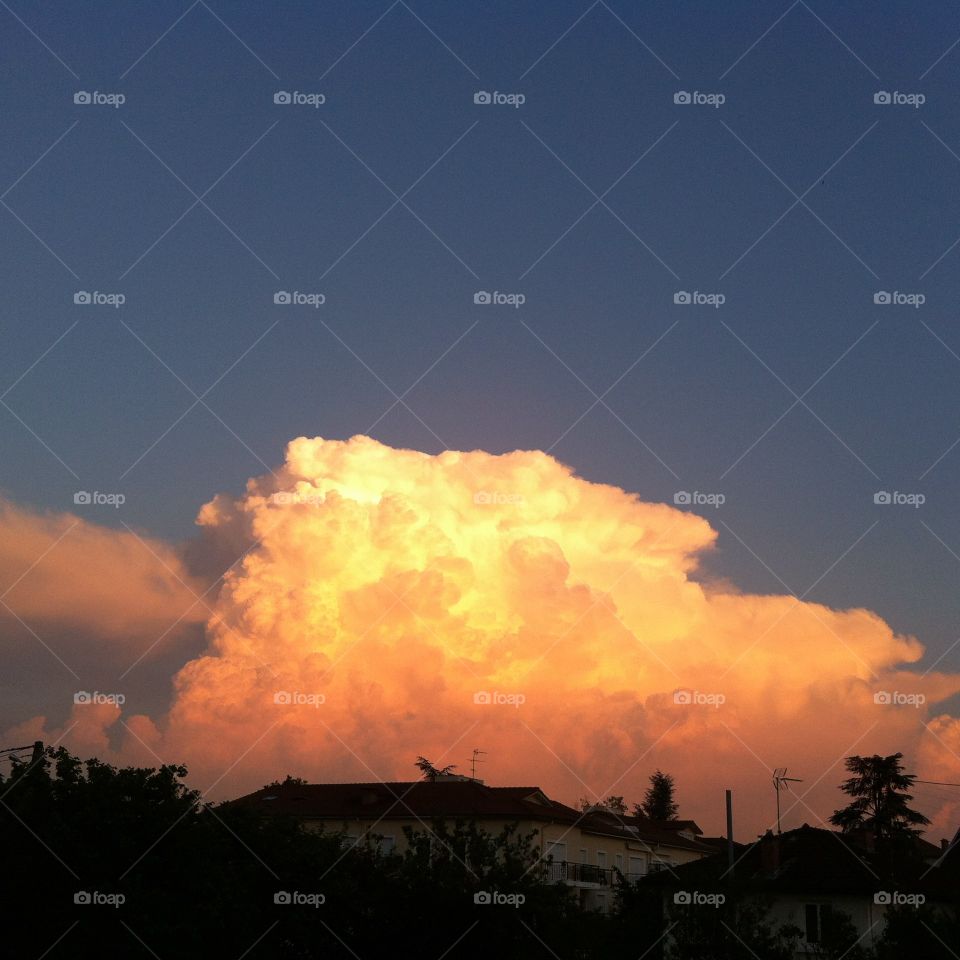 Night in ground vs Day in sky