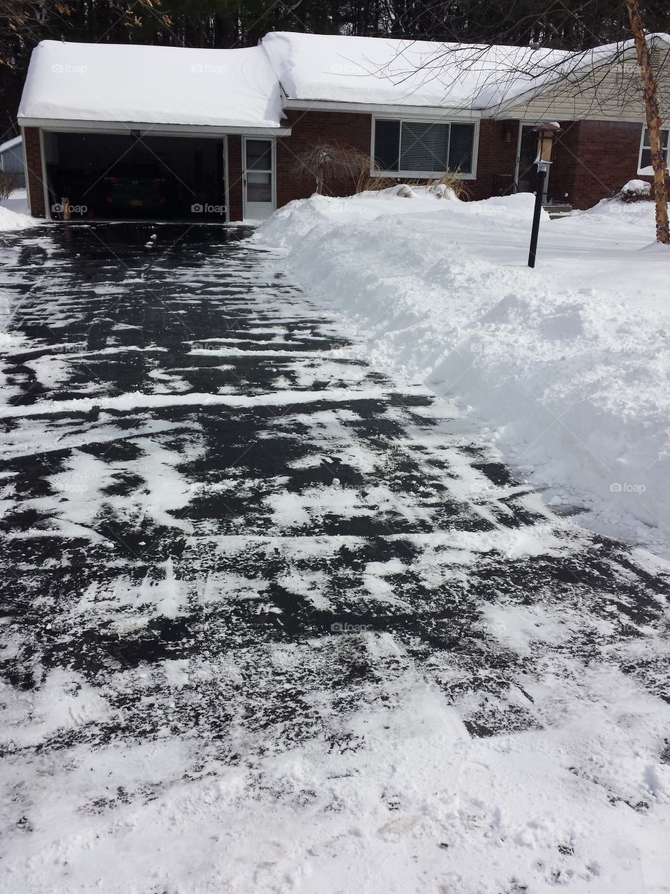 shoveled driveway, snowstorm