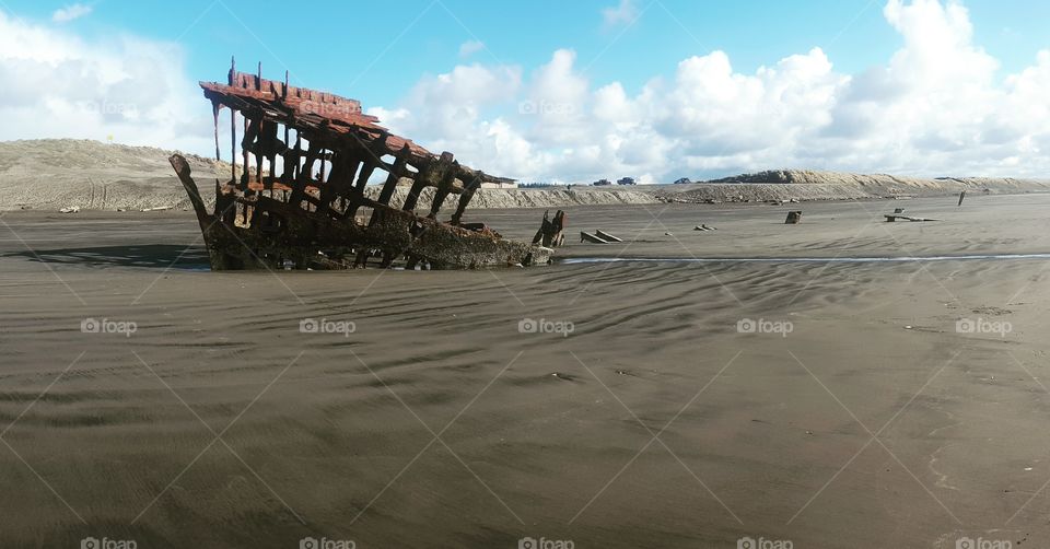 Peter Iredale Shipwreck, Hammond, OR