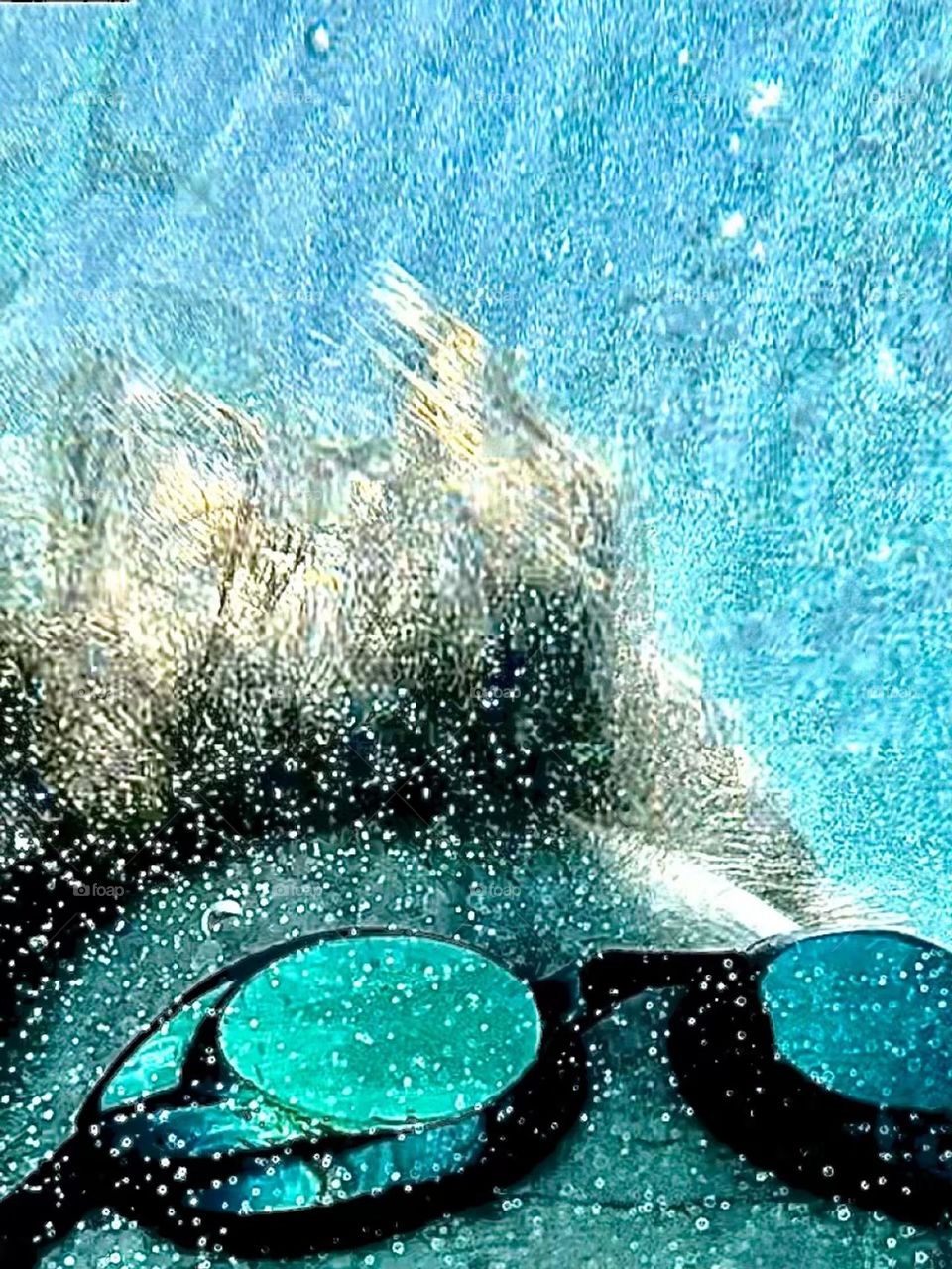 Under water mirror effect