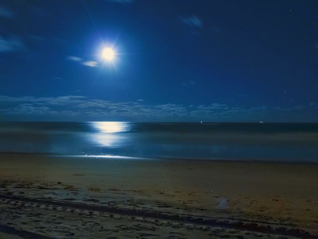 Moonset . Moonset in the Northeast region in Brazil. 