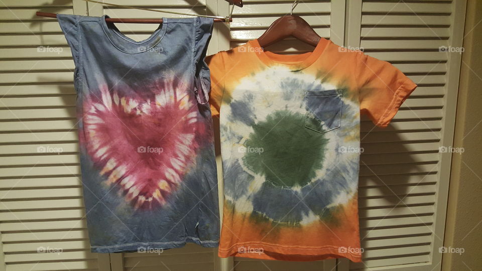 tie dye shirts