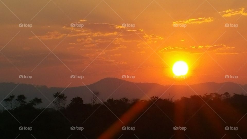 Burning Sun over the Mountains