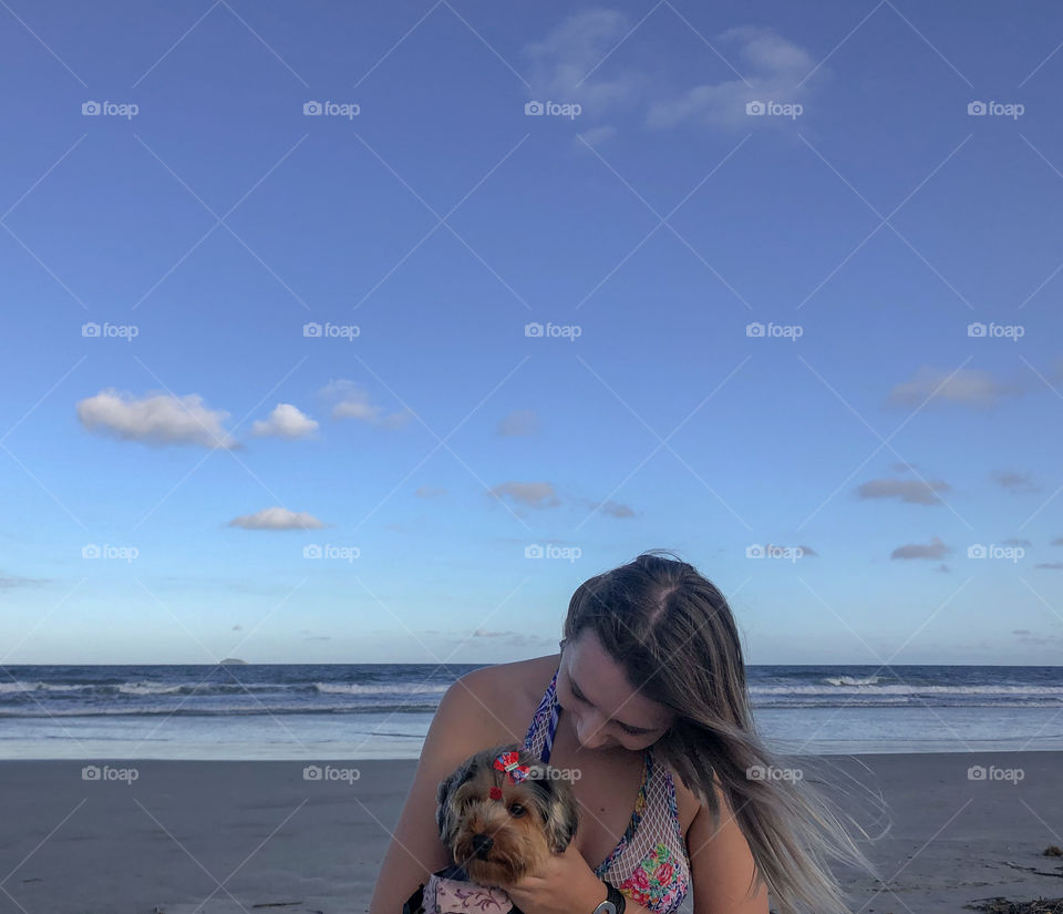 My baby walking no the beach 🐶