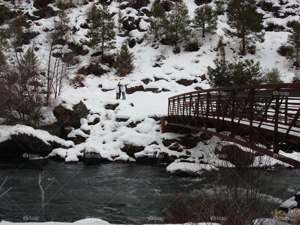 Snow bridge 