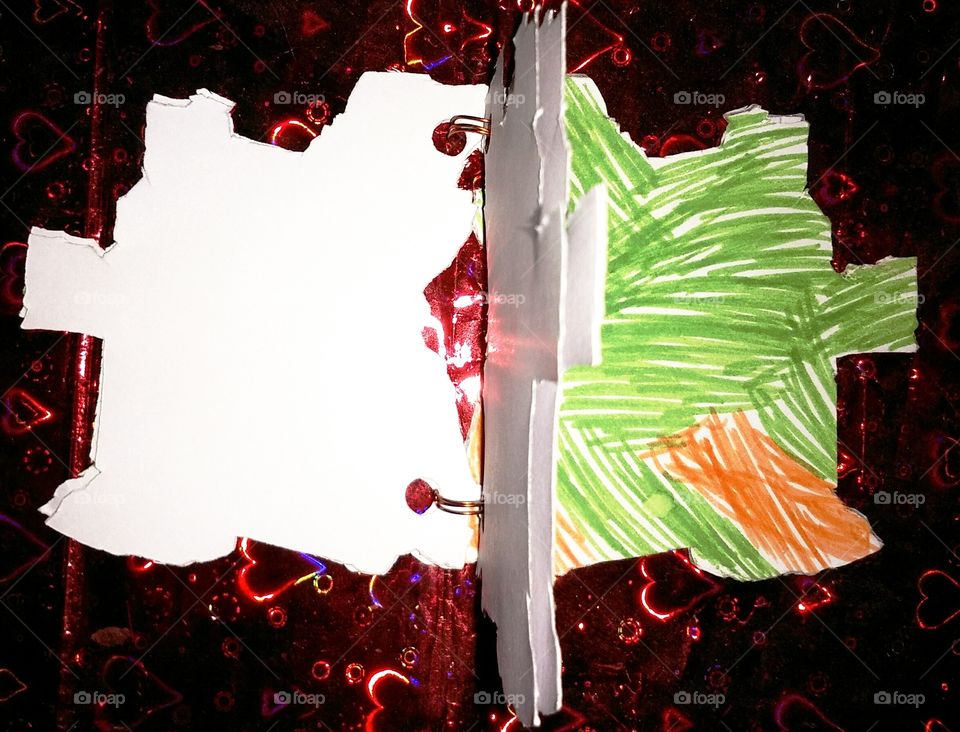 the face book of the country ANGOLA.
it's the first book entire the worldwide on it and no one like this in the world till now.
if you want to earn money with it you should download it's first photograph at the first sight and keep it and share it.