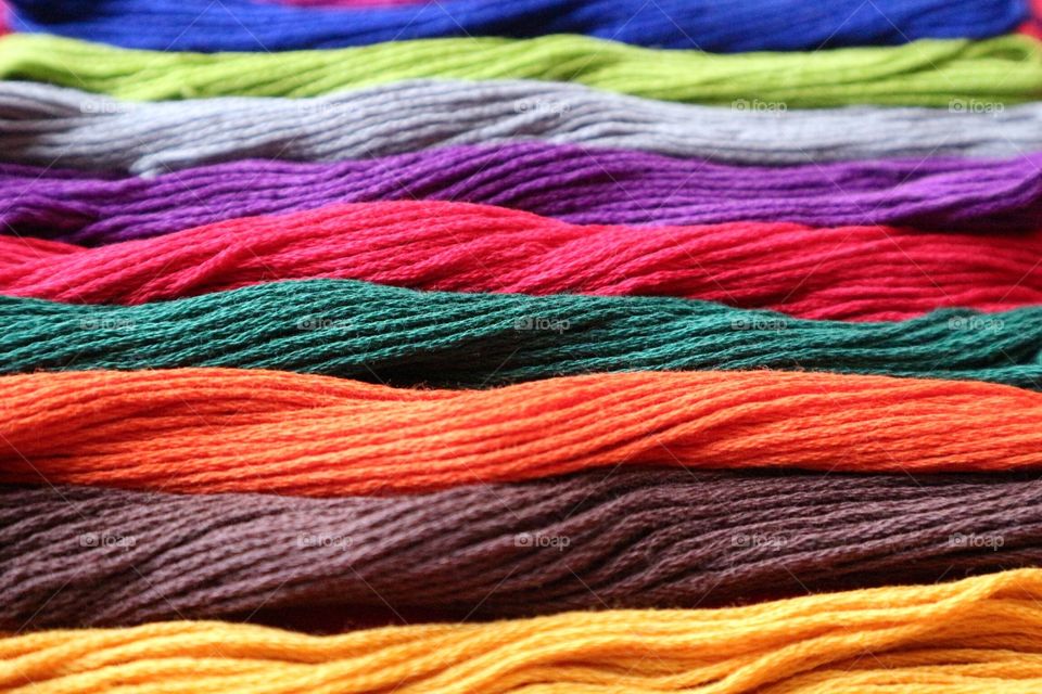 Multi-colored wool