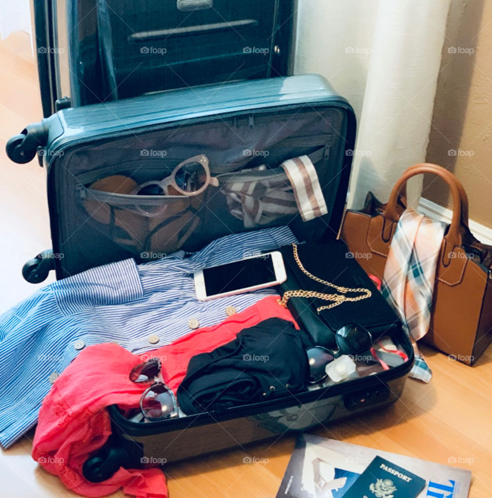 Suitcase holiday 