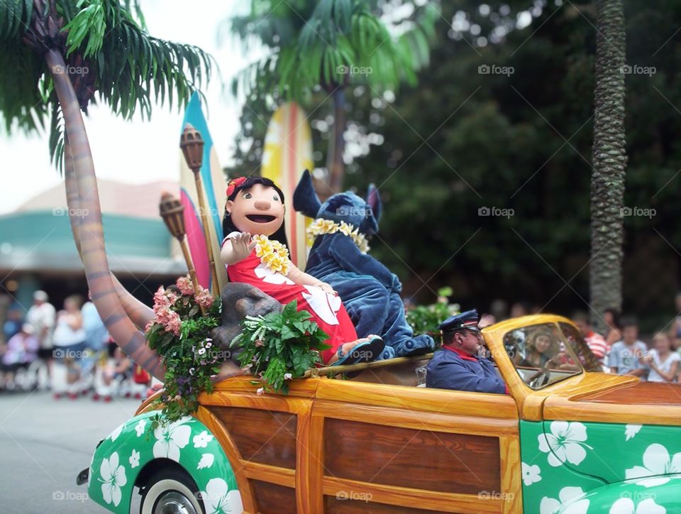 WDW Parade - Lilo & Stitch