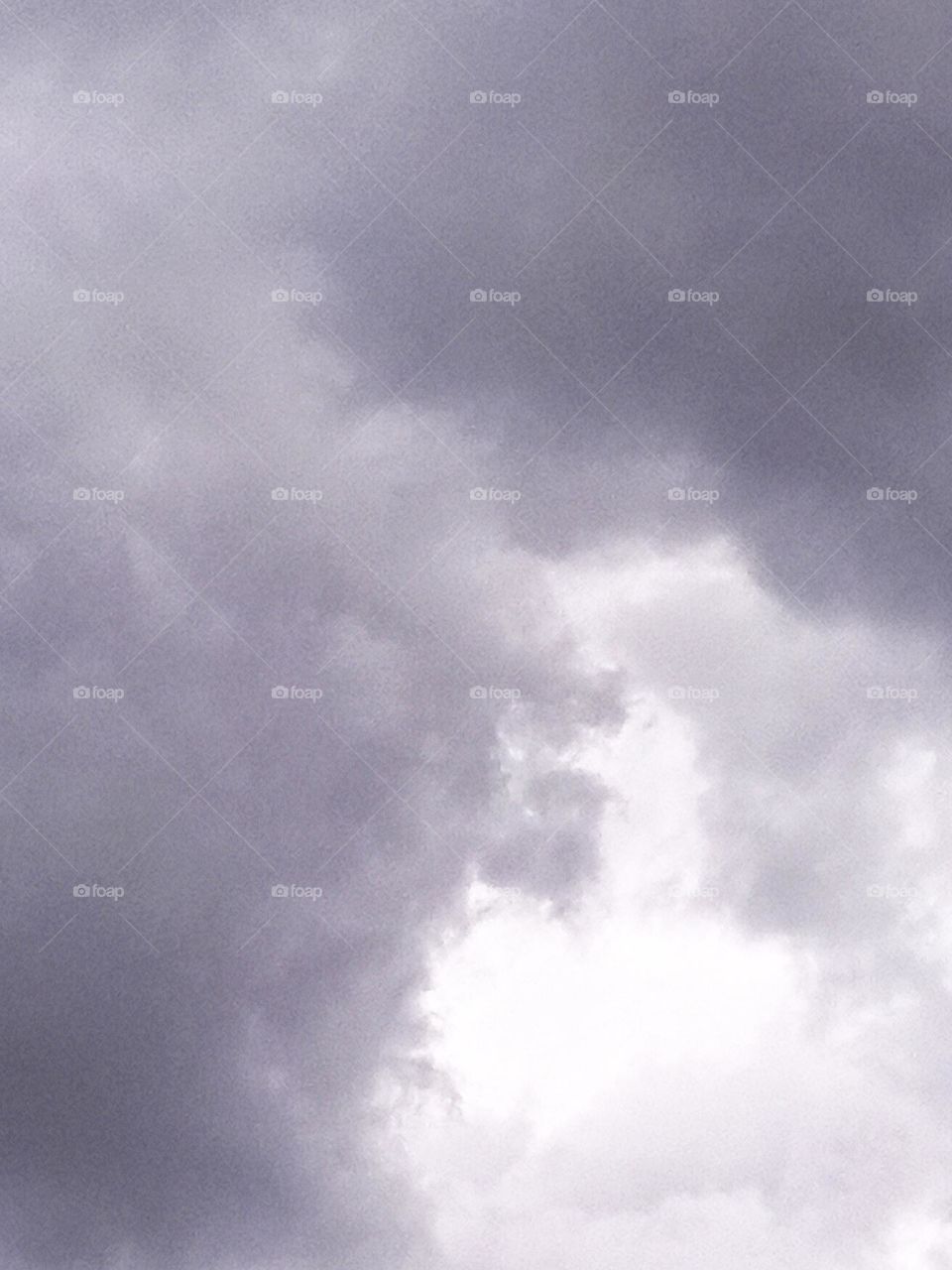 Clouds announcing the coming rain that wets the earth and renews life!! ; )