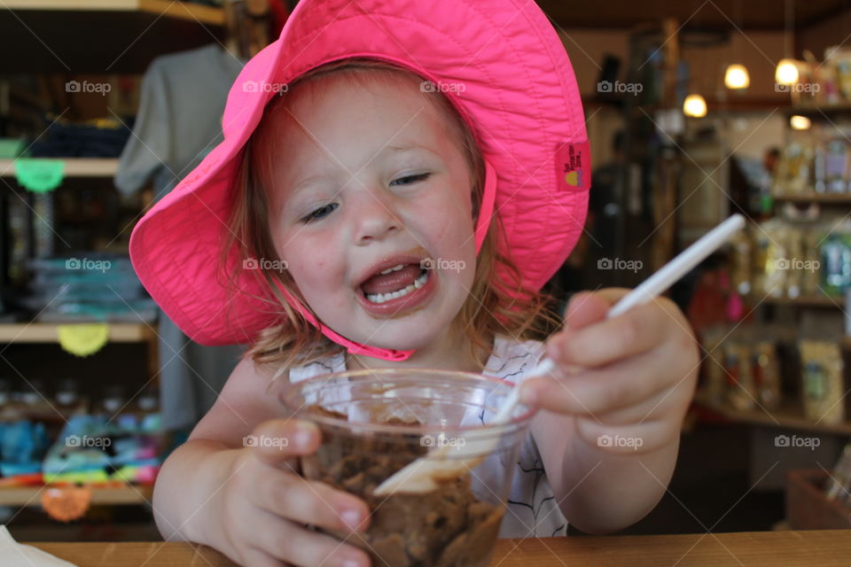 talking about eating ice cream