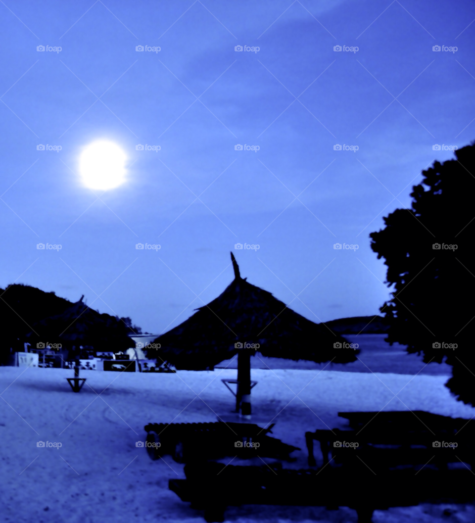 relax blu umbrella seaside by Picci