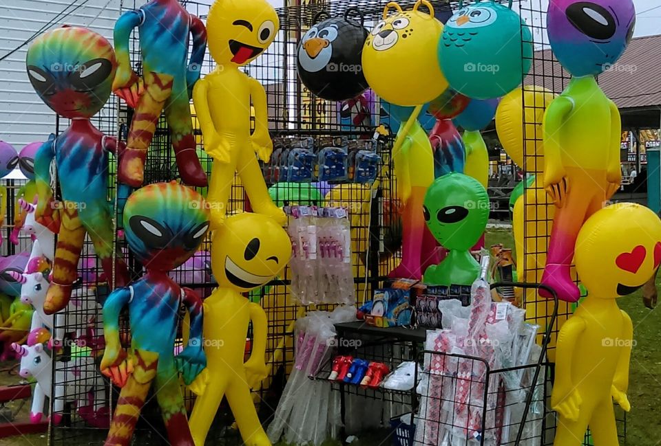 Inflatable Aliens