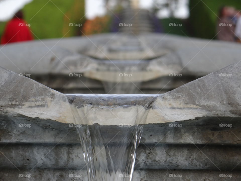 Fountain symmetry 