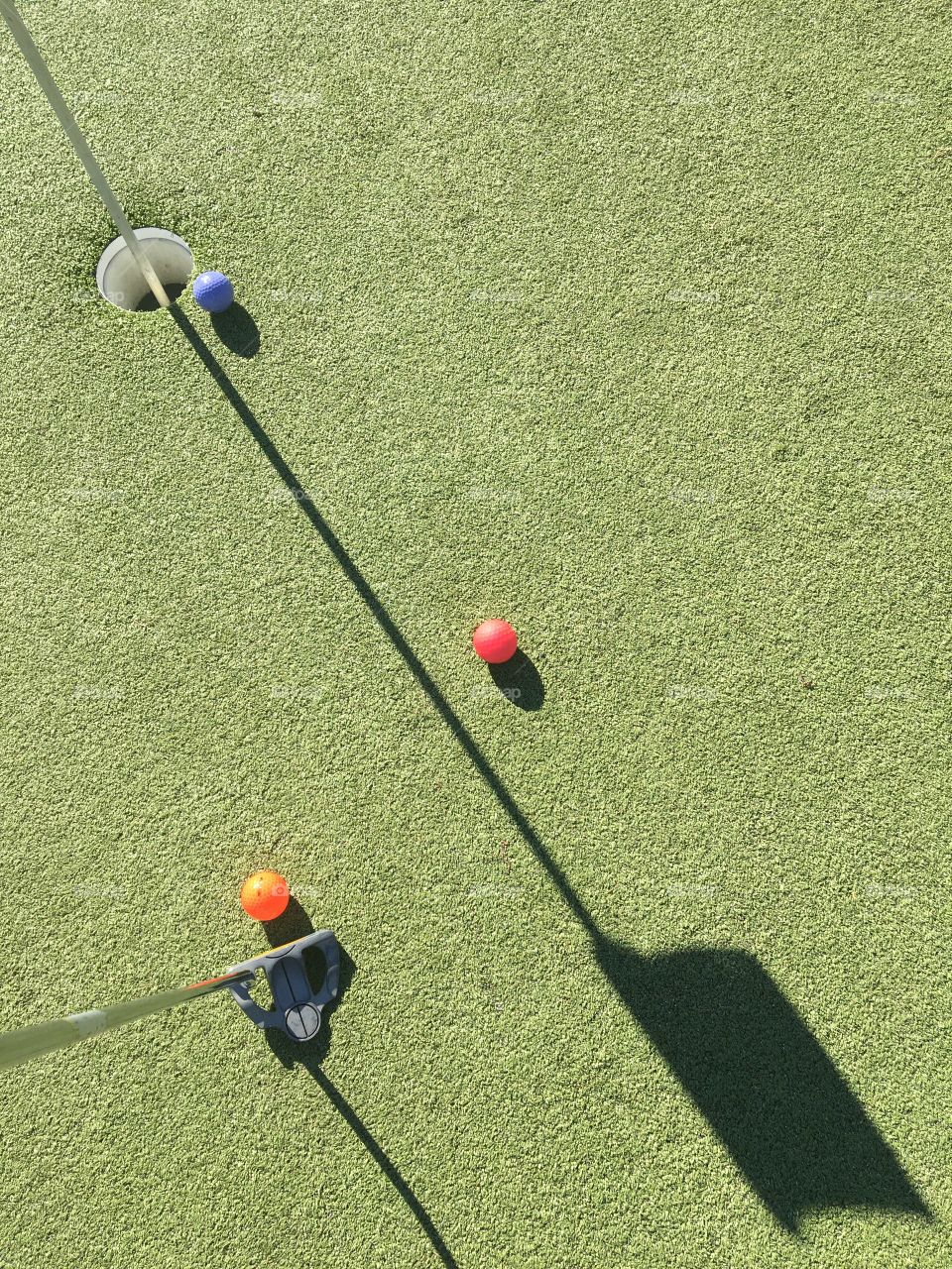 3 balls on golf practice