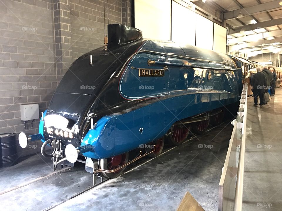 4498 mallard world speed holder for steam train 