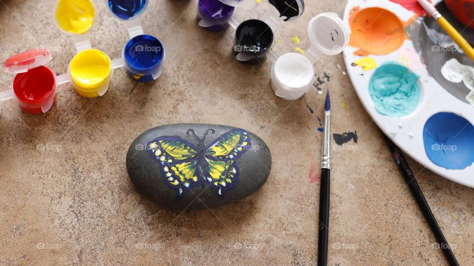 painting rocks