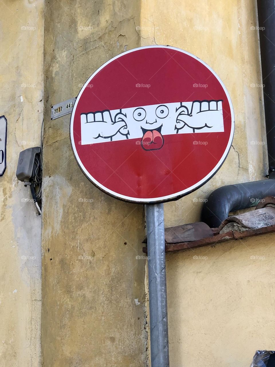 Stop, Look & Put Your Thumbs in your Ears